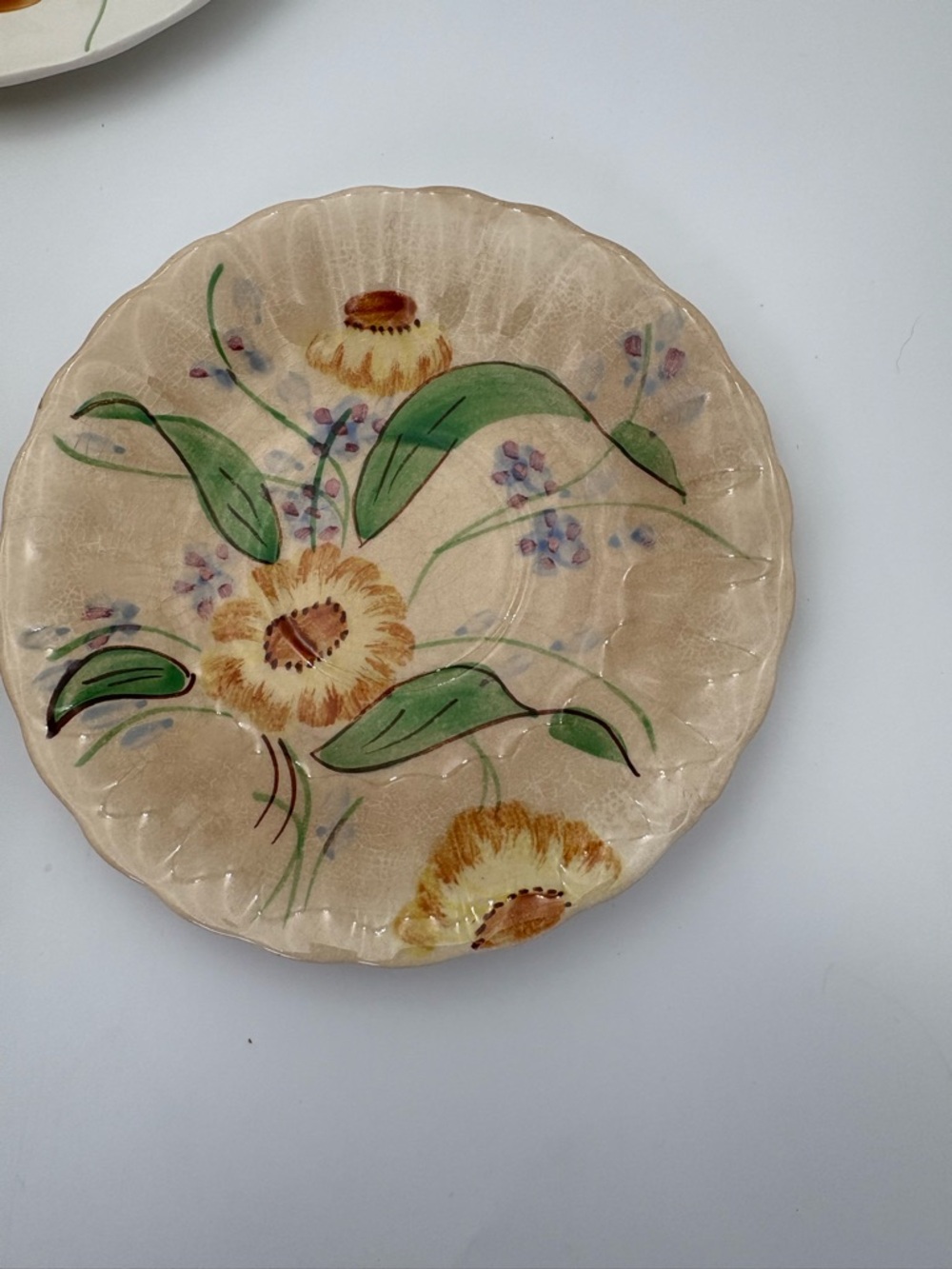 Vintage Southern Potteries Blue Ridge Hand-Painted Yellow Floral Bowl and Plates - Picture 6 of 14